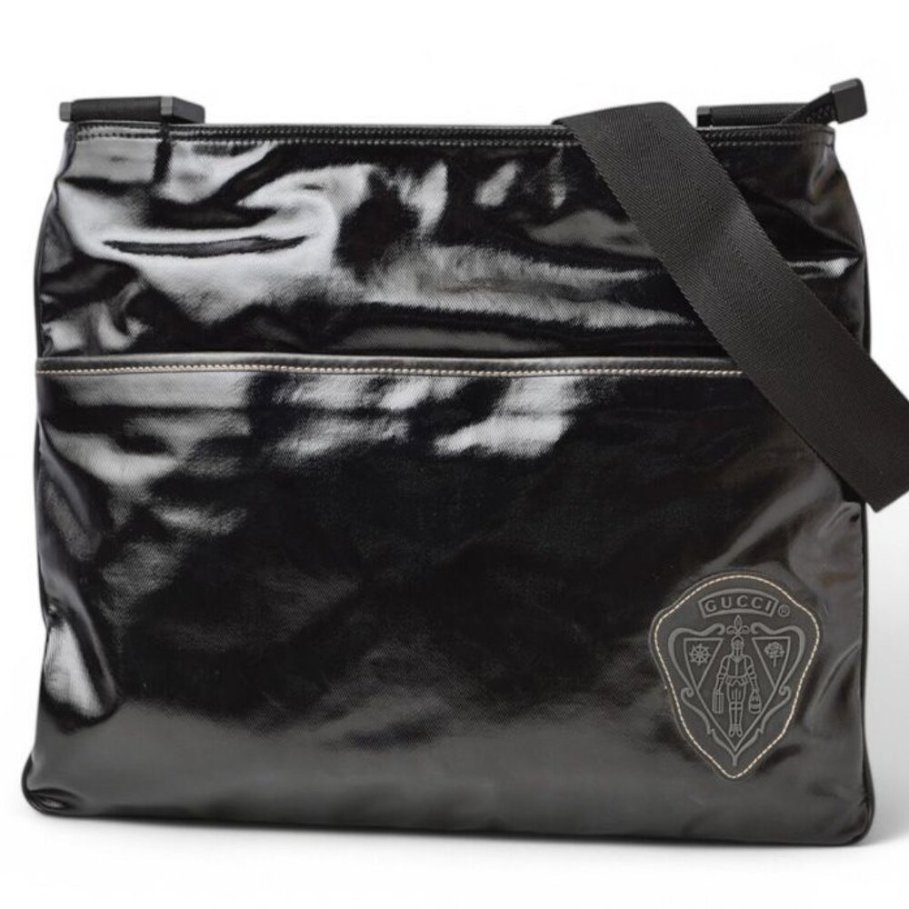 Gucci Shoulder Bag Crest Sto Emblem Black